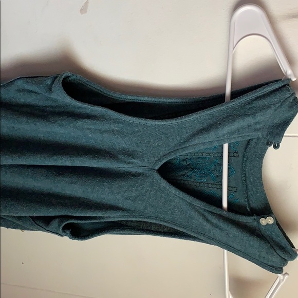 Top - Picture 3 of 4